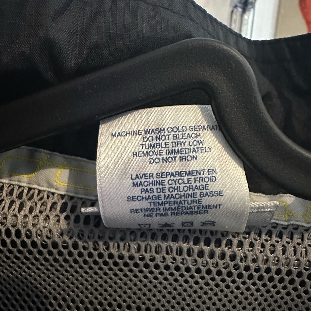 P—Reebok jacket - Picture 4 of 14